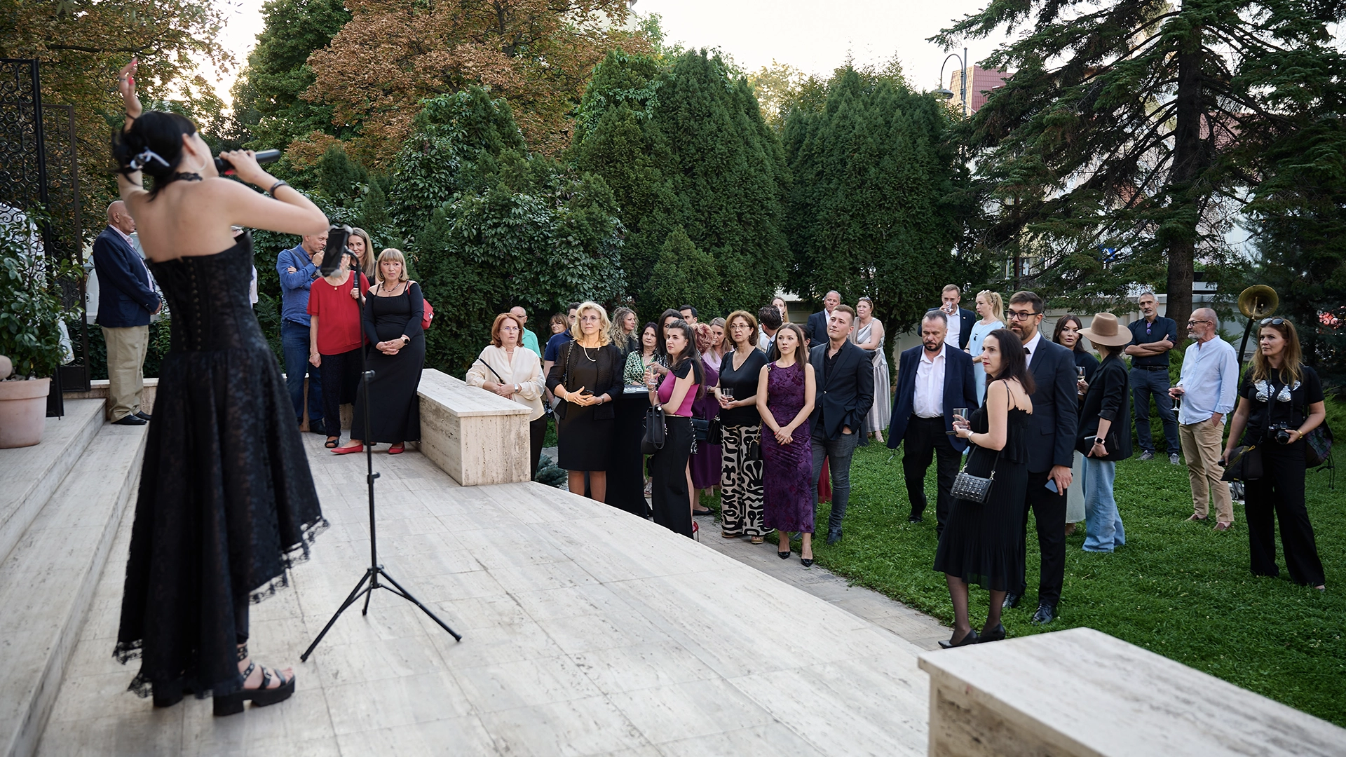 raluca-moldoveanu-win-gallery-02