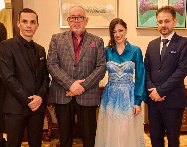 gratia-viva-noua-expozitie-deschisa-de-win-gallery-legal-marketing