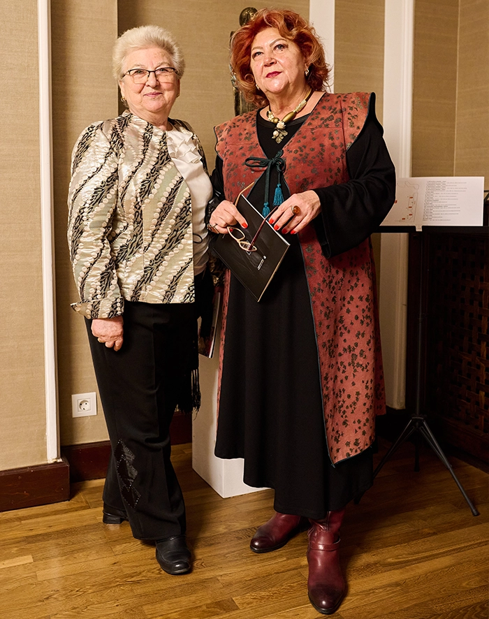 ana-rus-si-marinela-mantescu-win-gallery